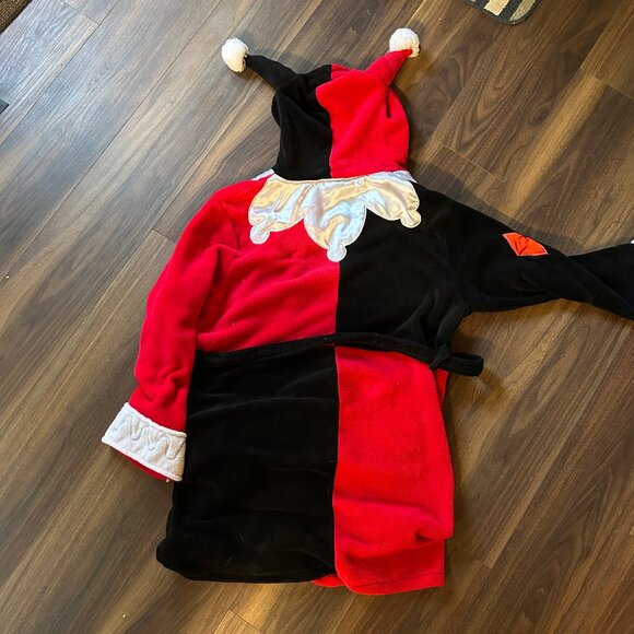 Super Soft Harley Quinn Bathrobe - OS - Picture 8 of 12